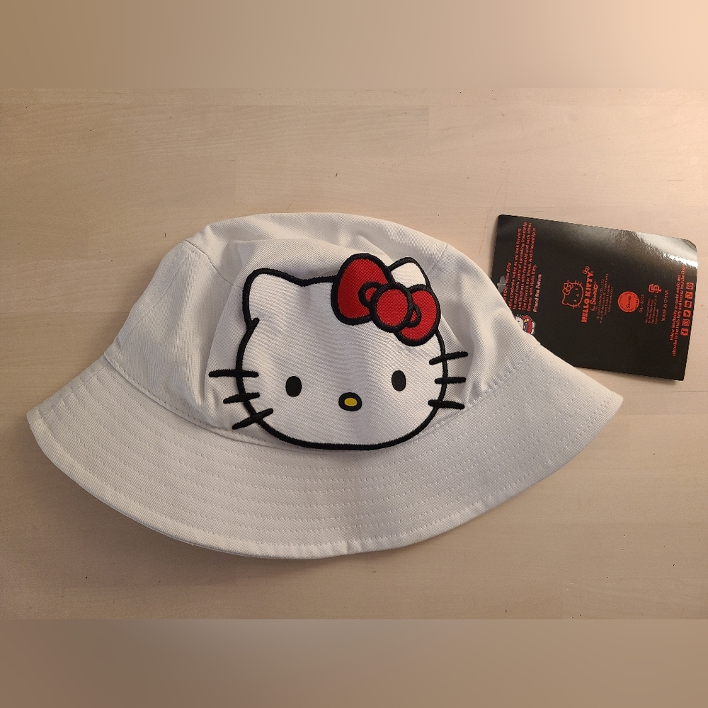 Hello Kitty x SF Giants 50th Anniversary Cotton Bucket Hat